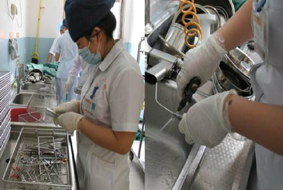 工作人员正在清洗手术器械，病毒无处不在，我们在清洗干净的同时，也要自己的安全。